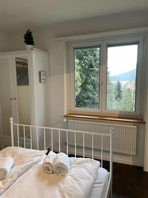 Beautiful Flat With Nice Lake And Mountain Views Веггис Экстерьер фото